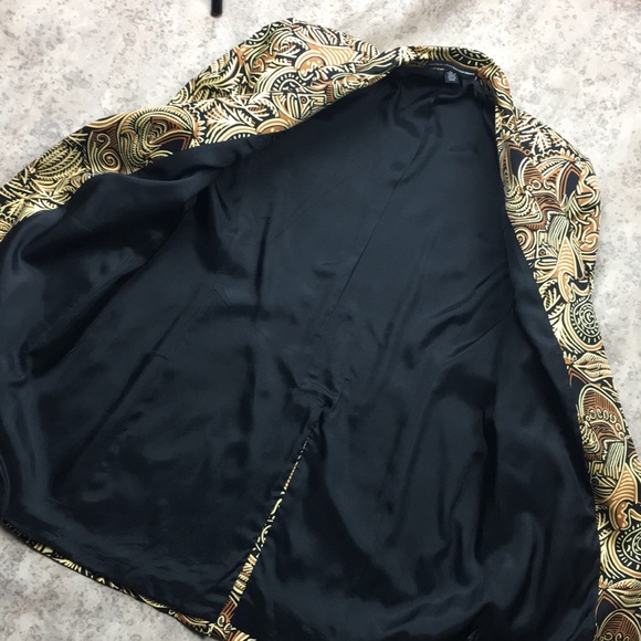 Unique Ellen Tracy Longline Blazer. - Picture 4 of 5